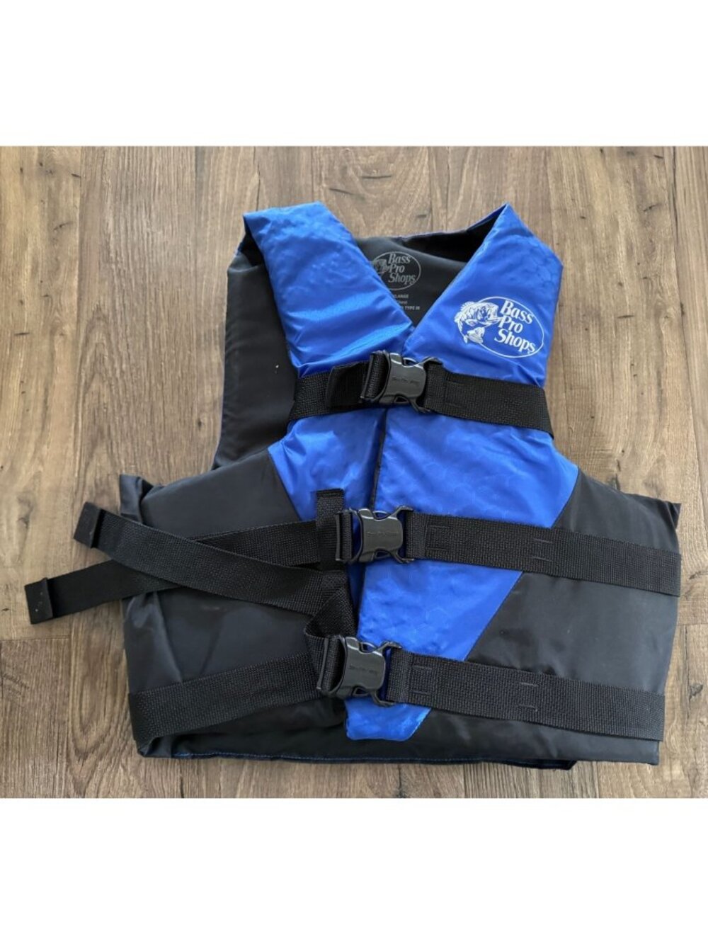 Bass Pro Shops Life Jacket Personal Flotation Device Royal Blue/Black Youth L